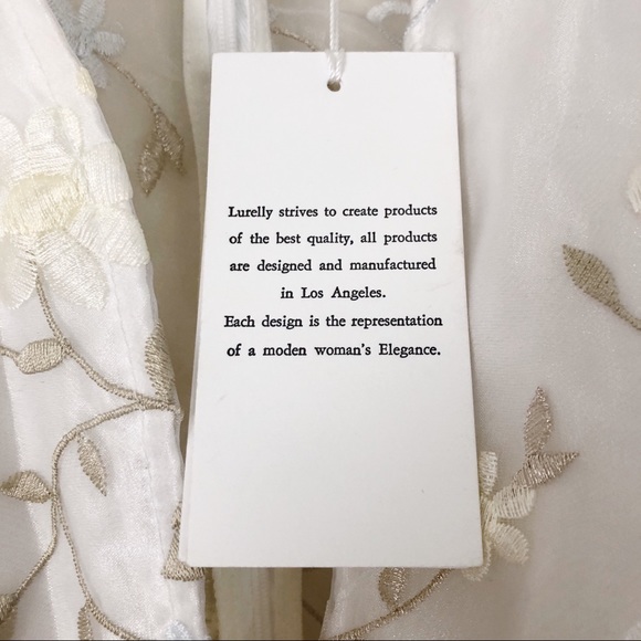 Lurelly Embroidered 3D Floral Mini Diana Dress - Picture 4 of 8